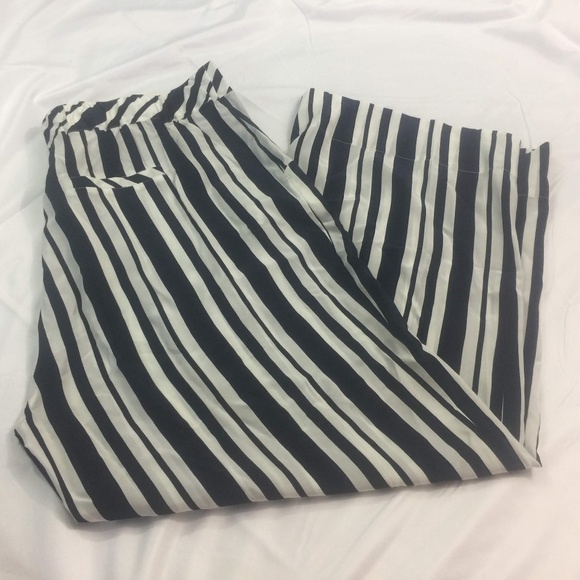 Soft Surroundings Pants - NWOT Soft Surroundings Navy Blue and White Striped